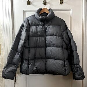 Uniqlo Ultra Light Down jacket Sz M
